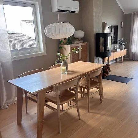 100m From Ons - Small House With 3 Bedrooms * ستافانجر